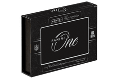 2022 PANINI ONE FOOTBALL Hobby Box